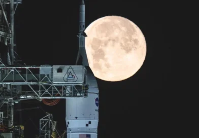 NASA Moon Rocket Hydrogen Leak