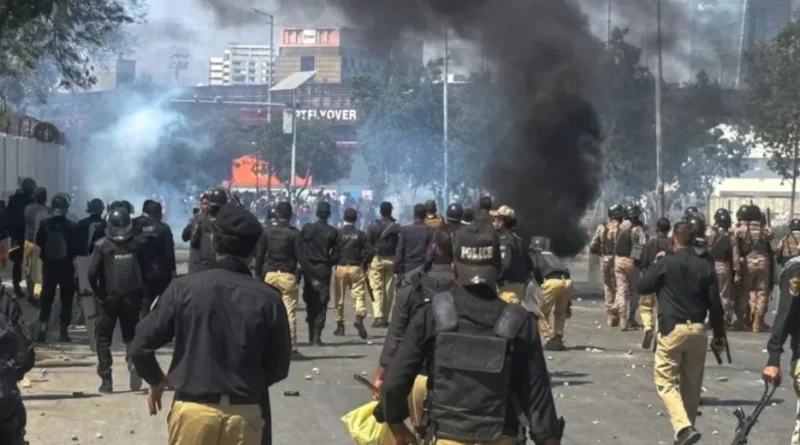 Pakistan orders 3-day curfew